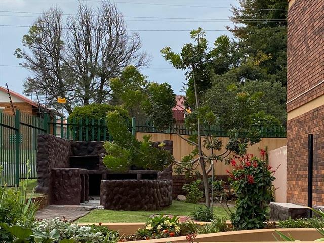 2 Bedroom Apartment to let in Discovery