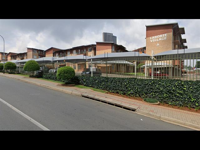2 Bedroom Apartment for sale in Braamfontein Werf