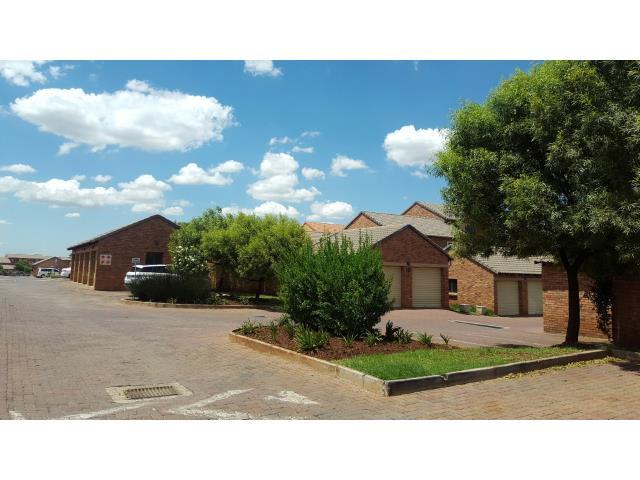 2 Bedroom Apartment to let in Eco Park Estate