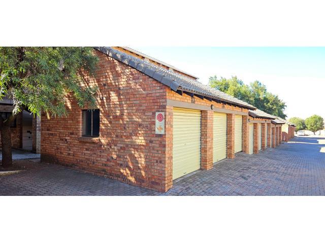 2 Bedroom Apartment for sale in Eco Park Estate