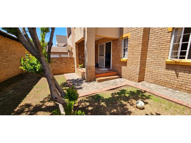 2 Bedroom Apartment for sale in Eco Park Estate