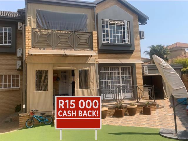 3 Bedroom Townhouse for sale in Centurion Golf Estate