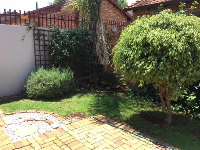 3 Bedroom Townhouse for sale in Hennopspark