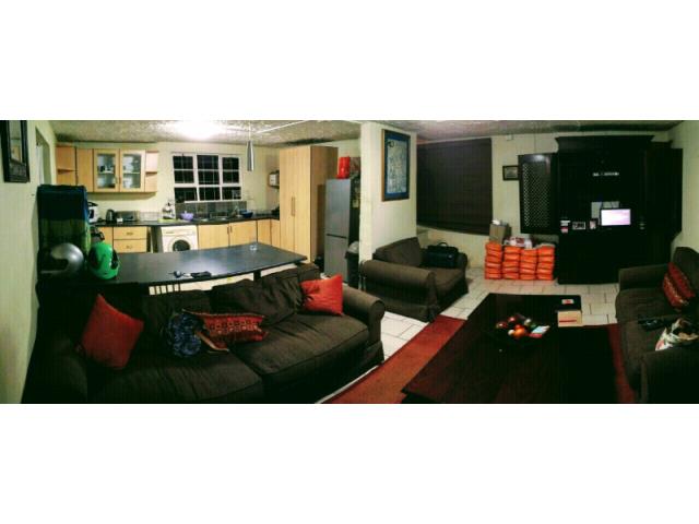 2 Bedroom House to let in Durban North