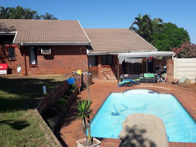 3 Bedroom Simplex for sale in Doon Heights