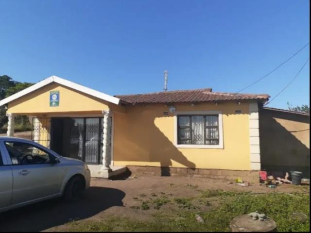 2 Bedroom House for sale in Adams Mission