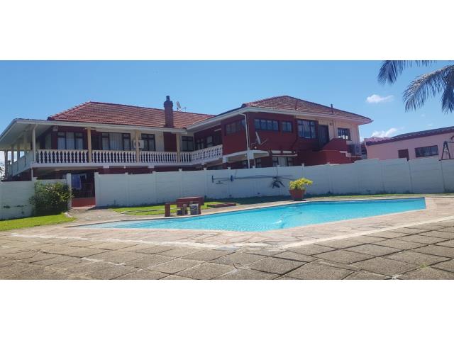 6 Bedroom House for sale in Port Shepstone Central