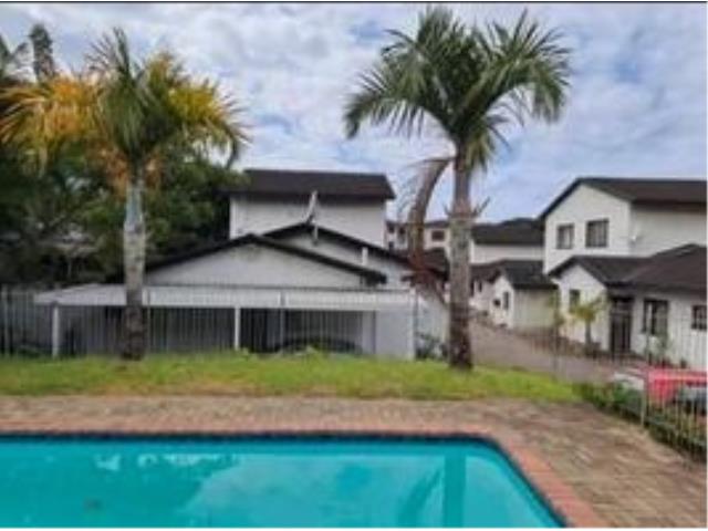 3 Bedroom House for sale in Uvongo