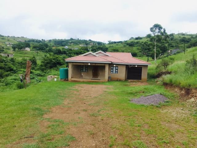3 Bedroom House for sale in Magabeni