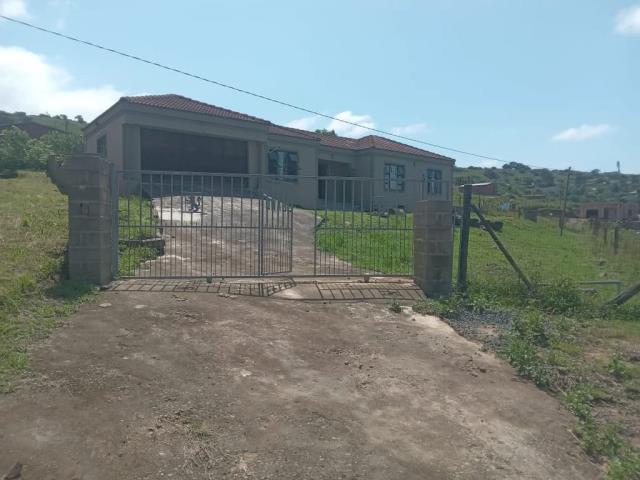 4 Bedroom House for sale in aMahlongwa