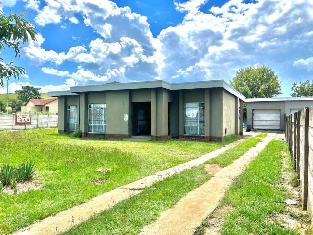 3 Bedroom House for sale in Ncandu Park