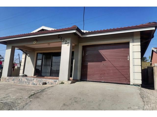 3 Bedroom House for sale in Lovu