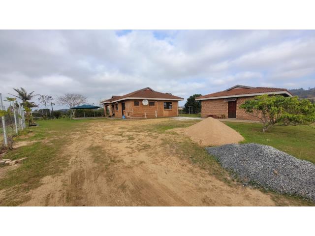 3 Bedroom House for sale in Umzinto