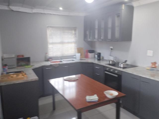 4 Bedroom House for sale in Adams Rural