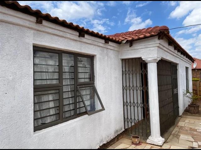 3 Bedroom House for sale in Soshanguve A