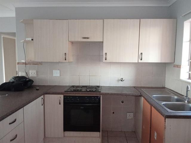 2 Bedroom House to let in Reyno Ridge