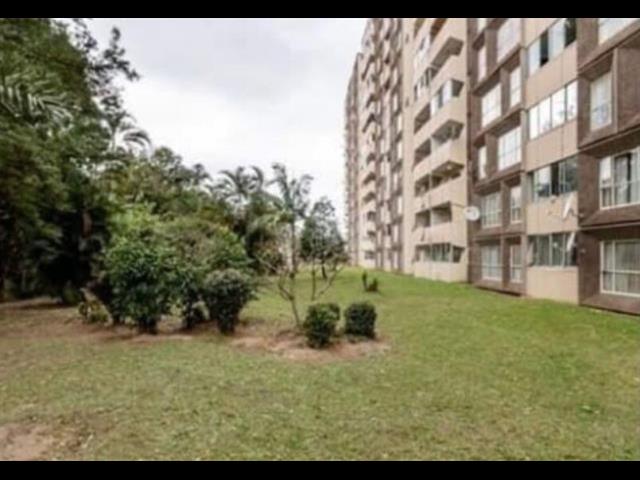 2 Bedroom Flat for sale in Pinetown Central