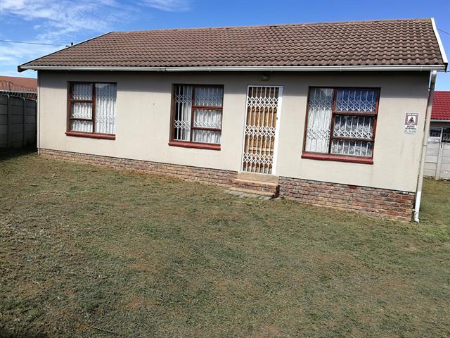 3 Bedroom House for sale in Club View