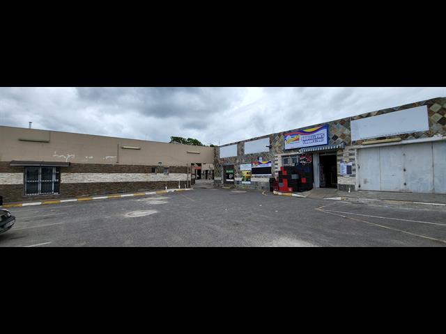 1491m² Hotel for sale in King Williams Town Central