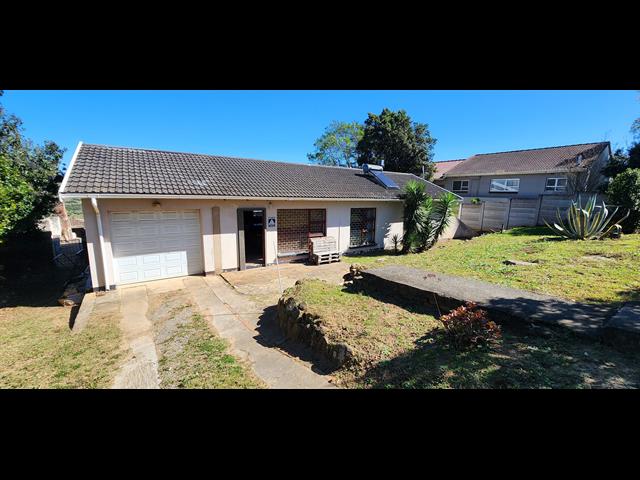 3 Bedroom House for sale in West Bank