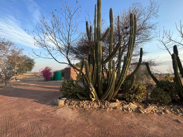 10.97  ha  for sale in Kalkfontein AH