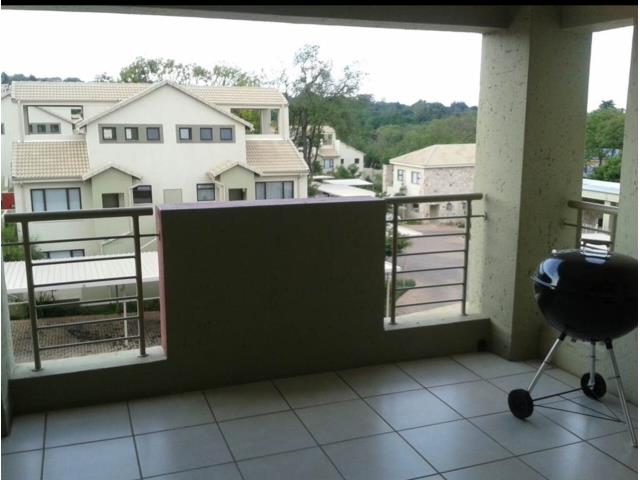 2 Bedroom Apartment to let in Bryanston