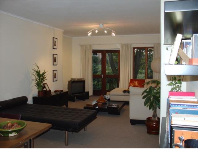 2 Bedroom Apartment to let in Atholl