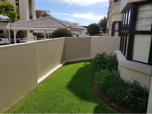 2 Bedroom Apartment to let in Bryanston