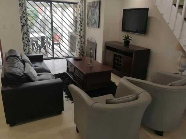 4 Bedroom Cluster to let in Country Life Park