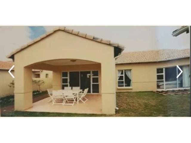 3 Bedroom Cluster to let in Gallo Manor