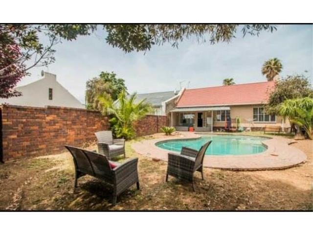 3 Bedroom House for sale in Noordwyk