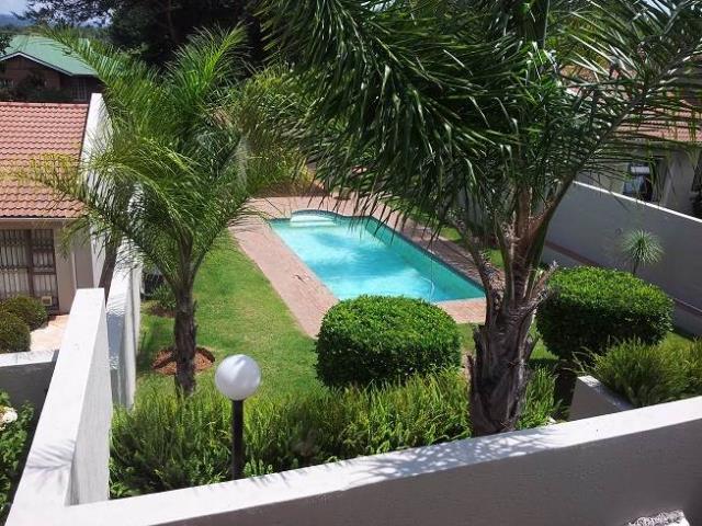 4 Bedroom Cluster to let in Country Life Park