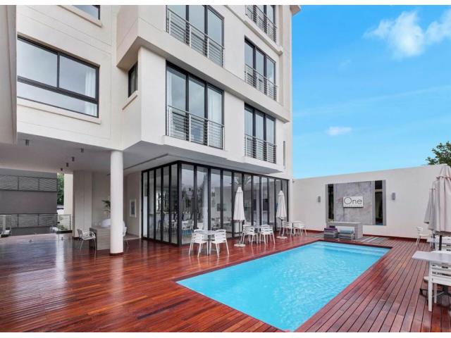 2 Bedroom Apartment to let in Hyde Park