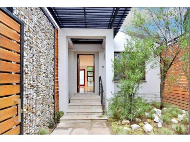 3 Bedroom House to let in Bryanston