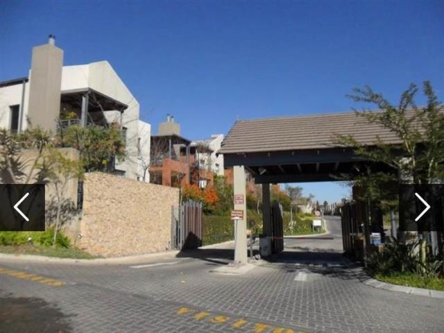 2 Bedroom Apartment to let in Bryanston
