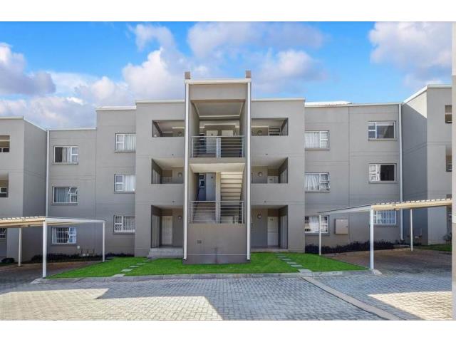 2 Bedroom Apartment to let in Edenburg