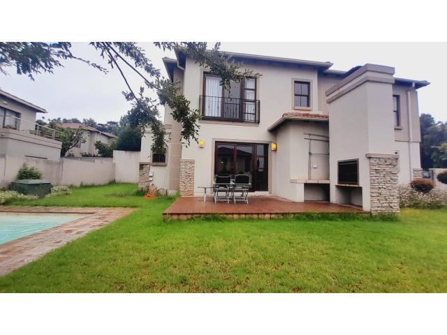 3 Bedroom Duplex to let in Morningside