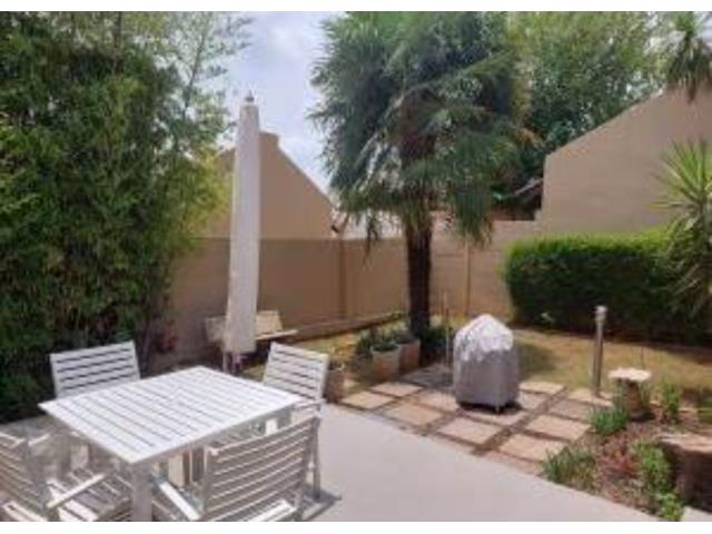 3 Bedroom Cluster to let in Morningside