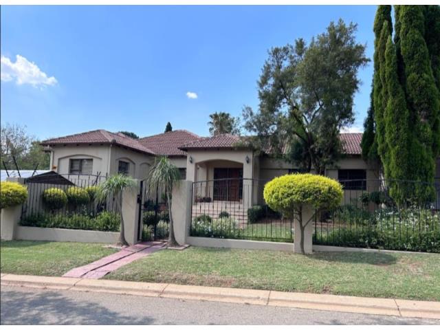 3 Bedroom House to let in Douglasdale