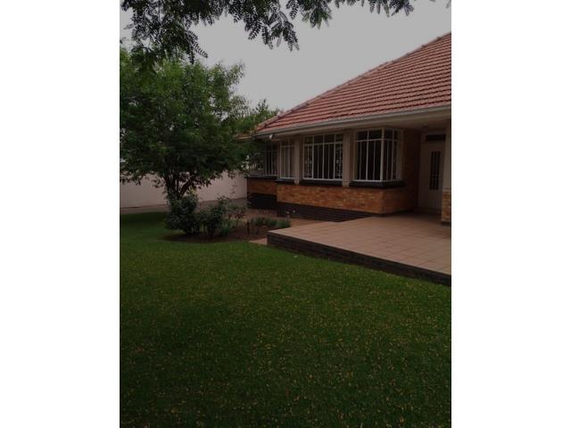 5 Bedroom House to let in Highlands North