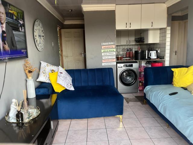 3 Bedroom Apartment for sale in Montclair