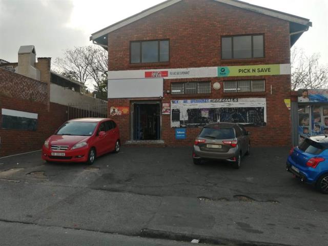 200m² Office space to let in Croftdene