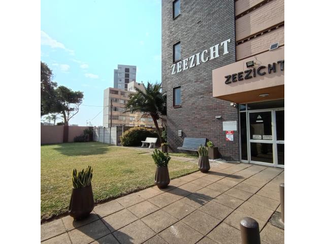 2 Bedroom Apartment for sale in Doonside