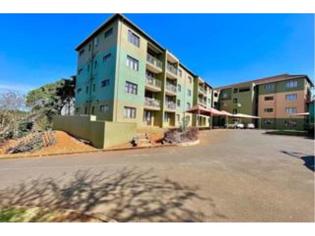 2 Bedroom Apartment for sale in Montclair