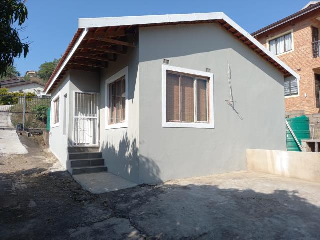 2 Bedroom House for sale in Valdin Heights