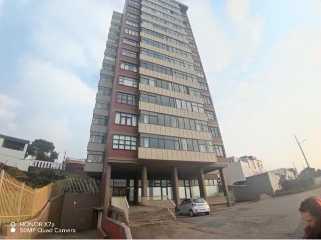 2 Bedroom Apartment for sale in Amanzimtoti