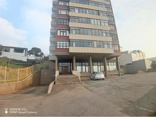 2 Bedroom Apartment to let in Amanzimtoti