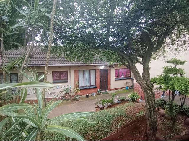 3 Bedroom Townhouse for sale in Doon Heights