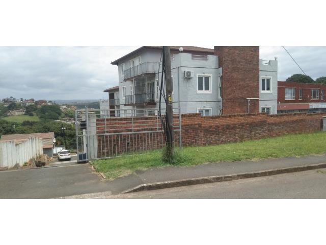 3 Bedroom Apartment for sale in Red Hill