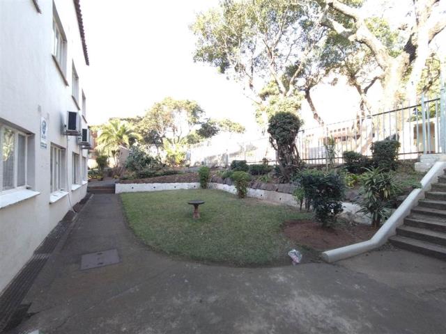 2 Bedroom Apartment for sale in Windermere